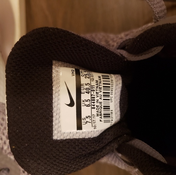 Men's Nike Tanjun SE - Picture 4 of 4